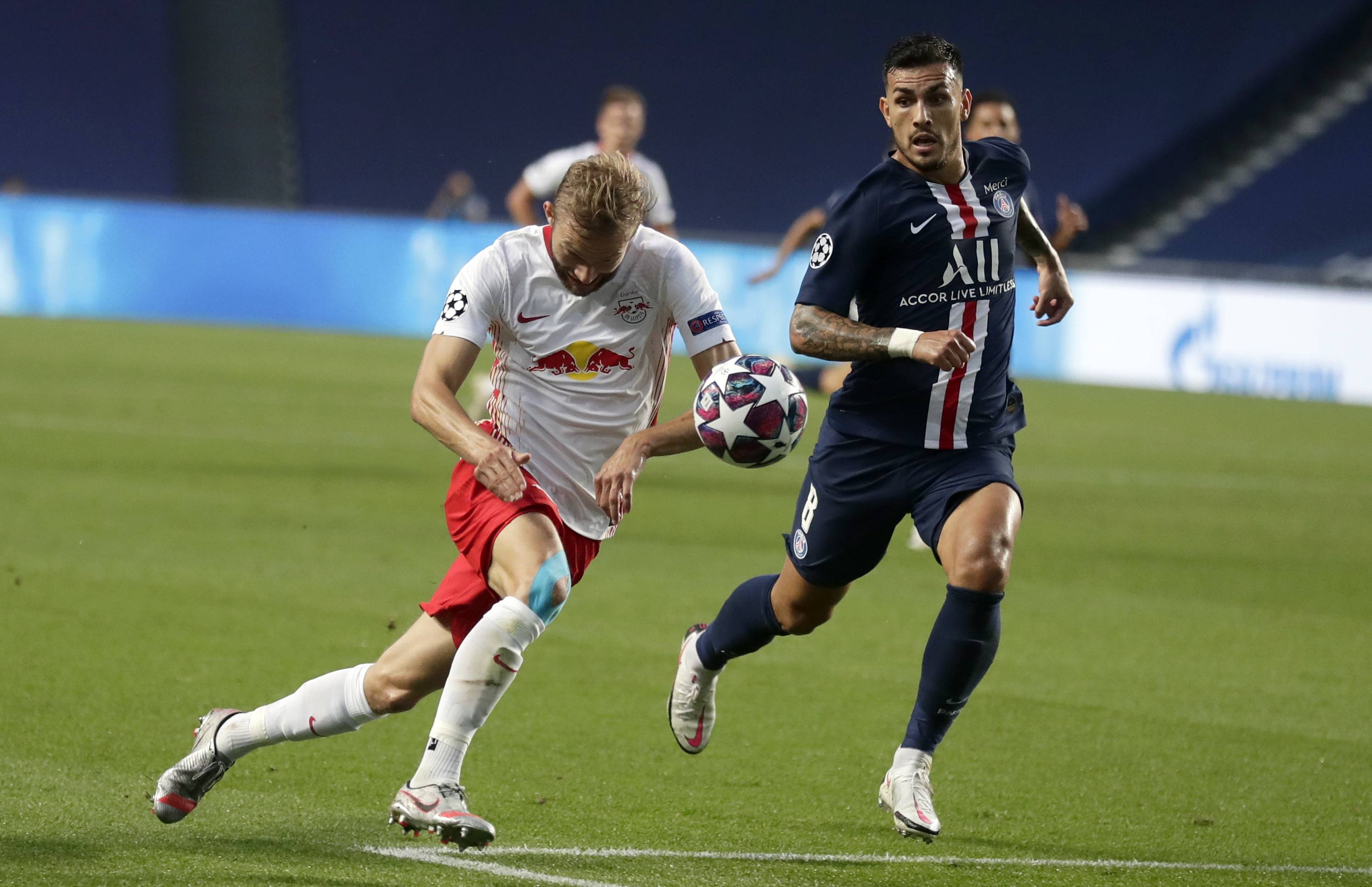 开云体育登录入口-关于巴黎圣日耳曼球员积极备战下一场比赛的信息