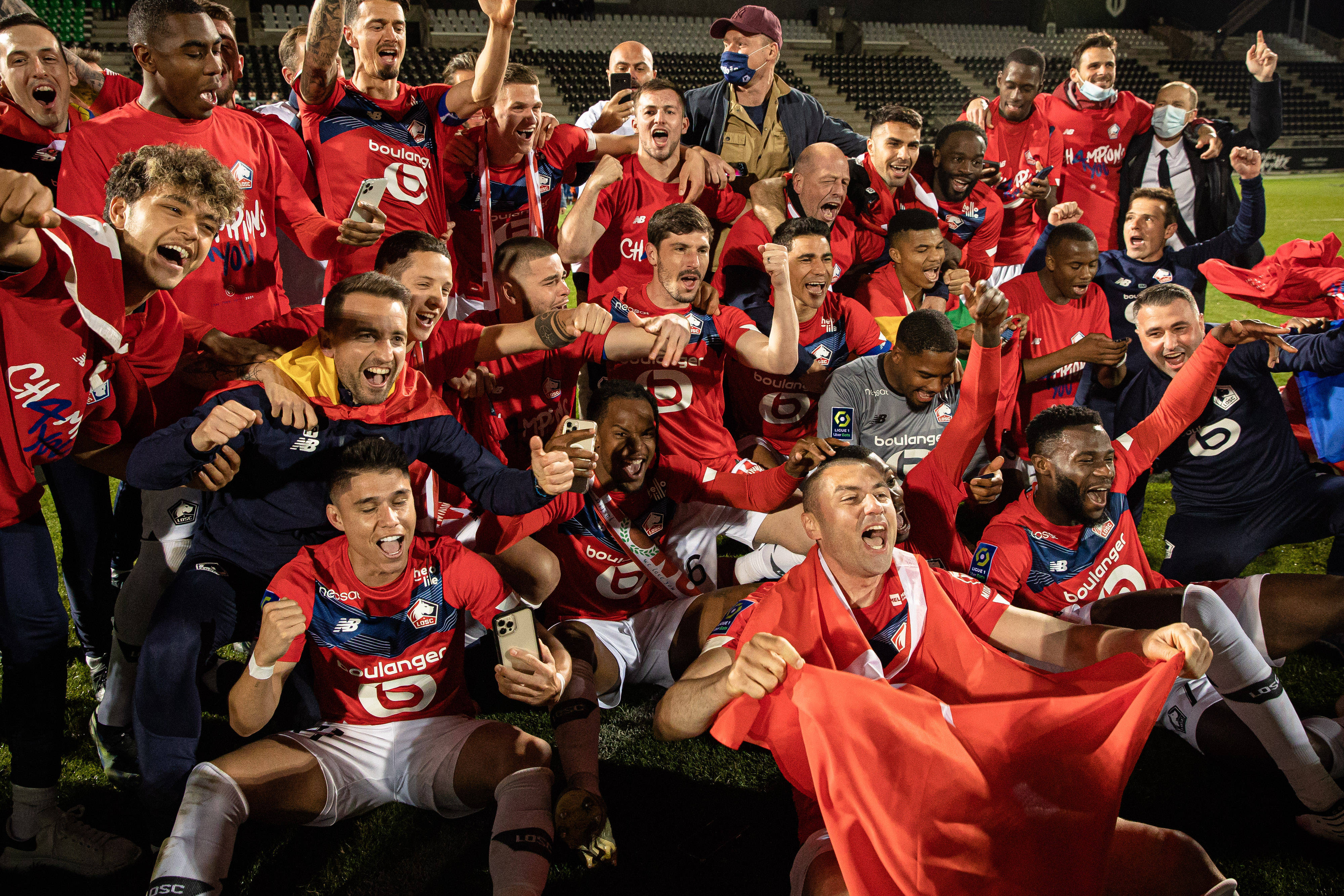 关于里尔遭遇比分大败，球队表现令人失望的信息