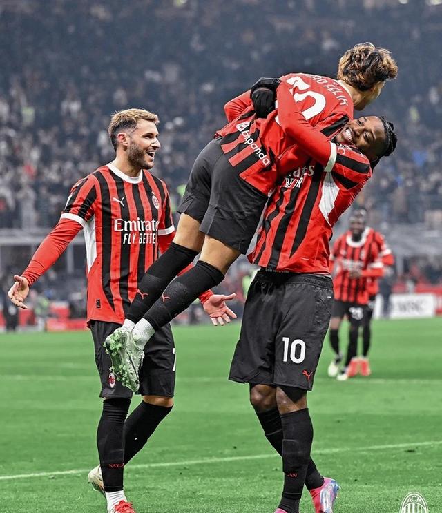 开云体育登录入口-罗马迎战国际米兰，胜负难分一触即发的简单介绍