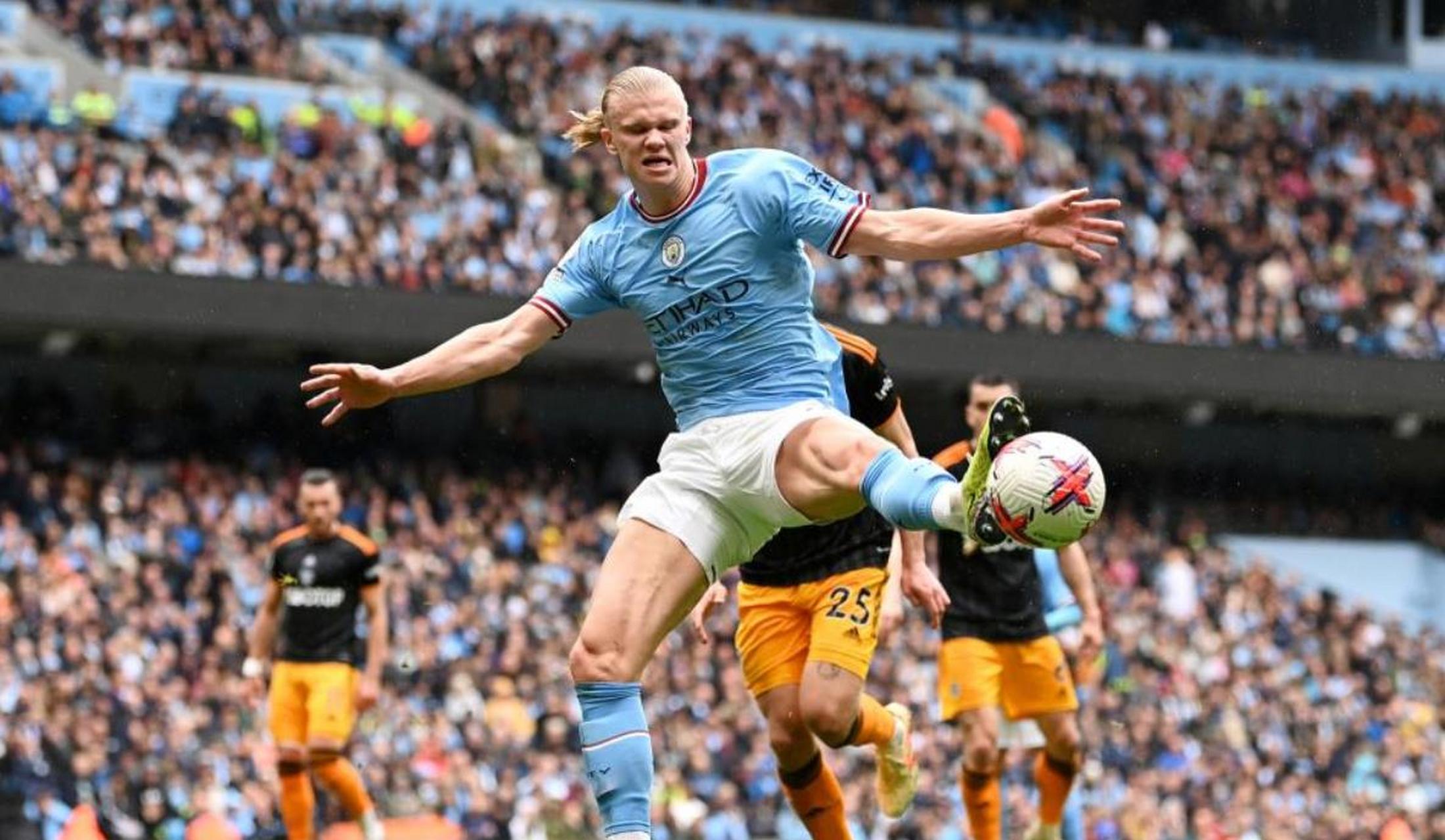 英超劲旅奋勇争胜，锁定淘汰赛资格