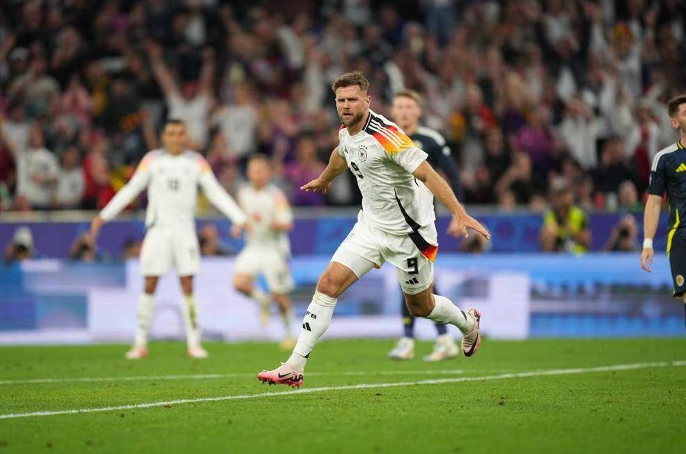 开云体育网页版-法国横扫德国克罗克隆磨具特技术