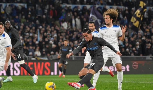 包含那不勒斯主场失利，欧冠资格陷入危机的词条