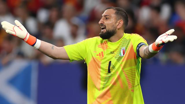 开云体育在线-科隆腾出胳膊，主场力挽狂澜