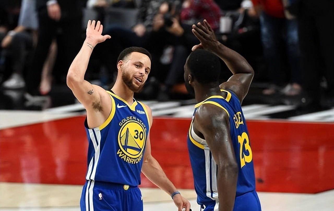 开云体育登录入口-勇士球员联手合作，取得胜利