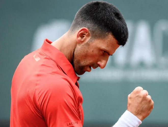 强势团队高效作战，将对手大比分击溃的简单介绍