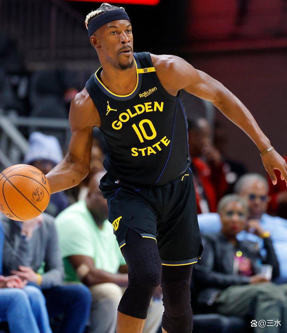 快船主场失利,步入胜利大道的小牛队高唱胜利之歌 快船主场失利,步入胜利大道的小牛队高唱胜利之歌