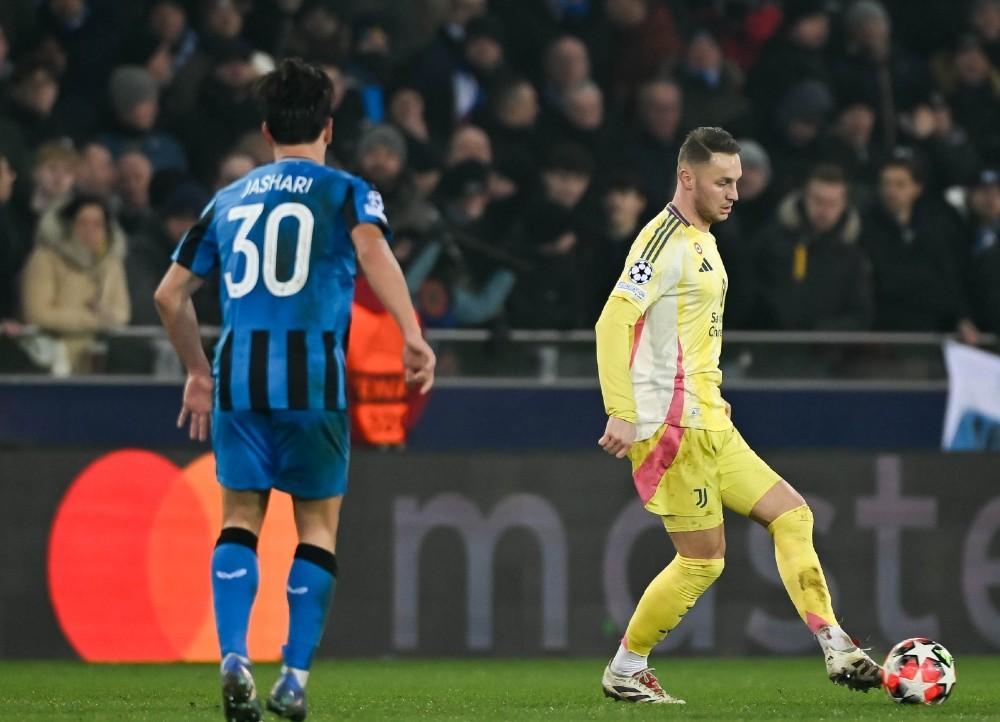 包含尤文图斯客场战平，连续不胜走势持续的词条