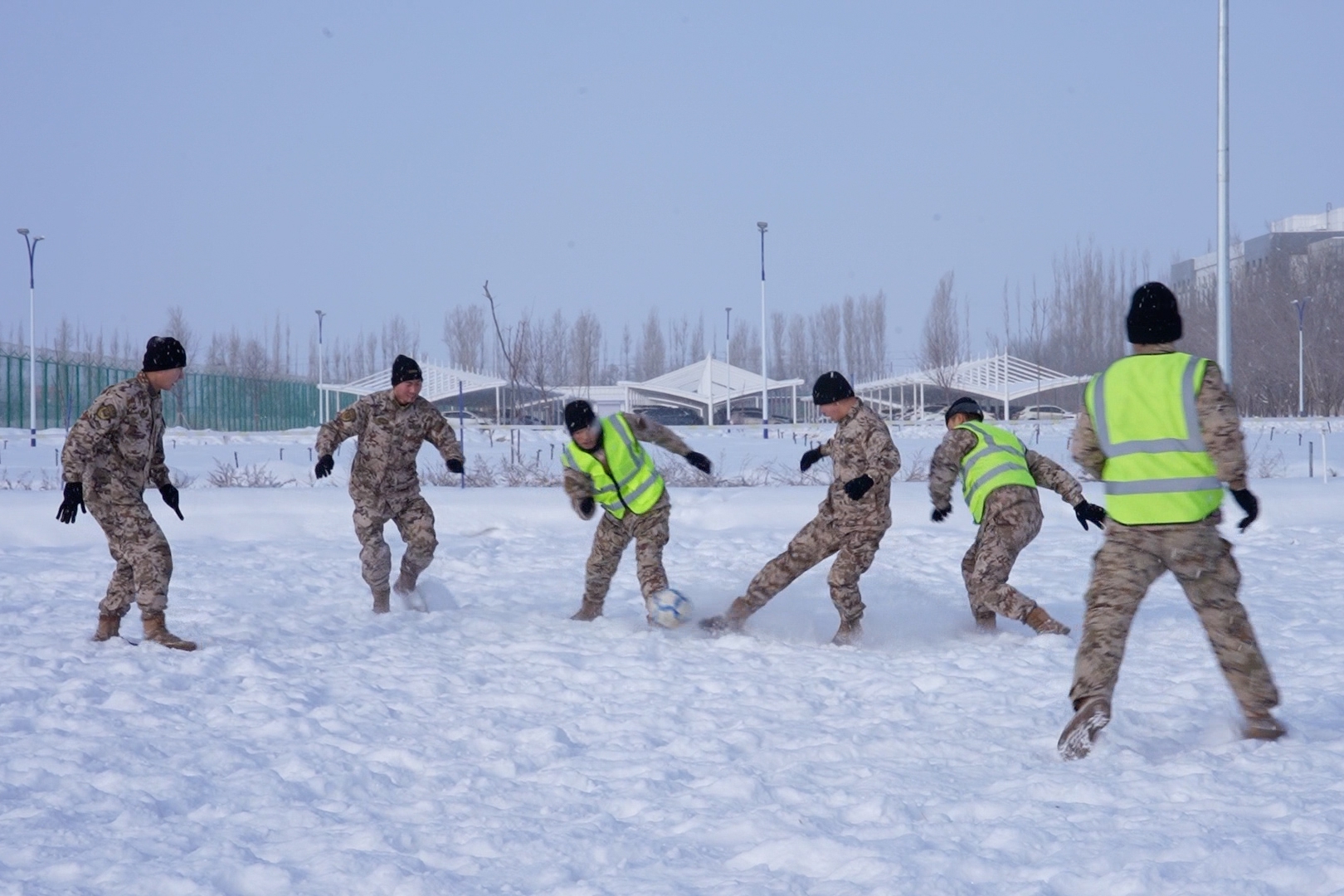 包含热血激情！亚洲足球精英展现技术的词条