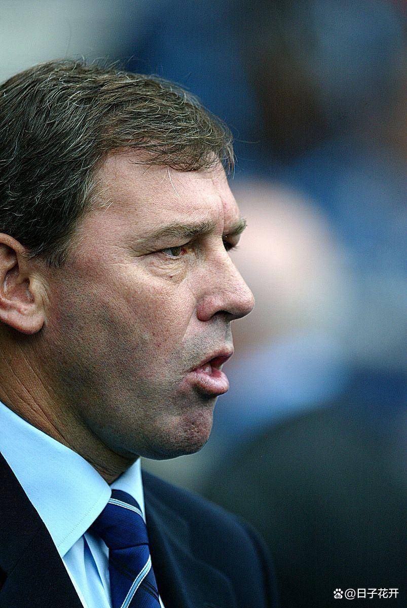 格拉纳达中场大将回归，球队实力得到提升的简单介绍