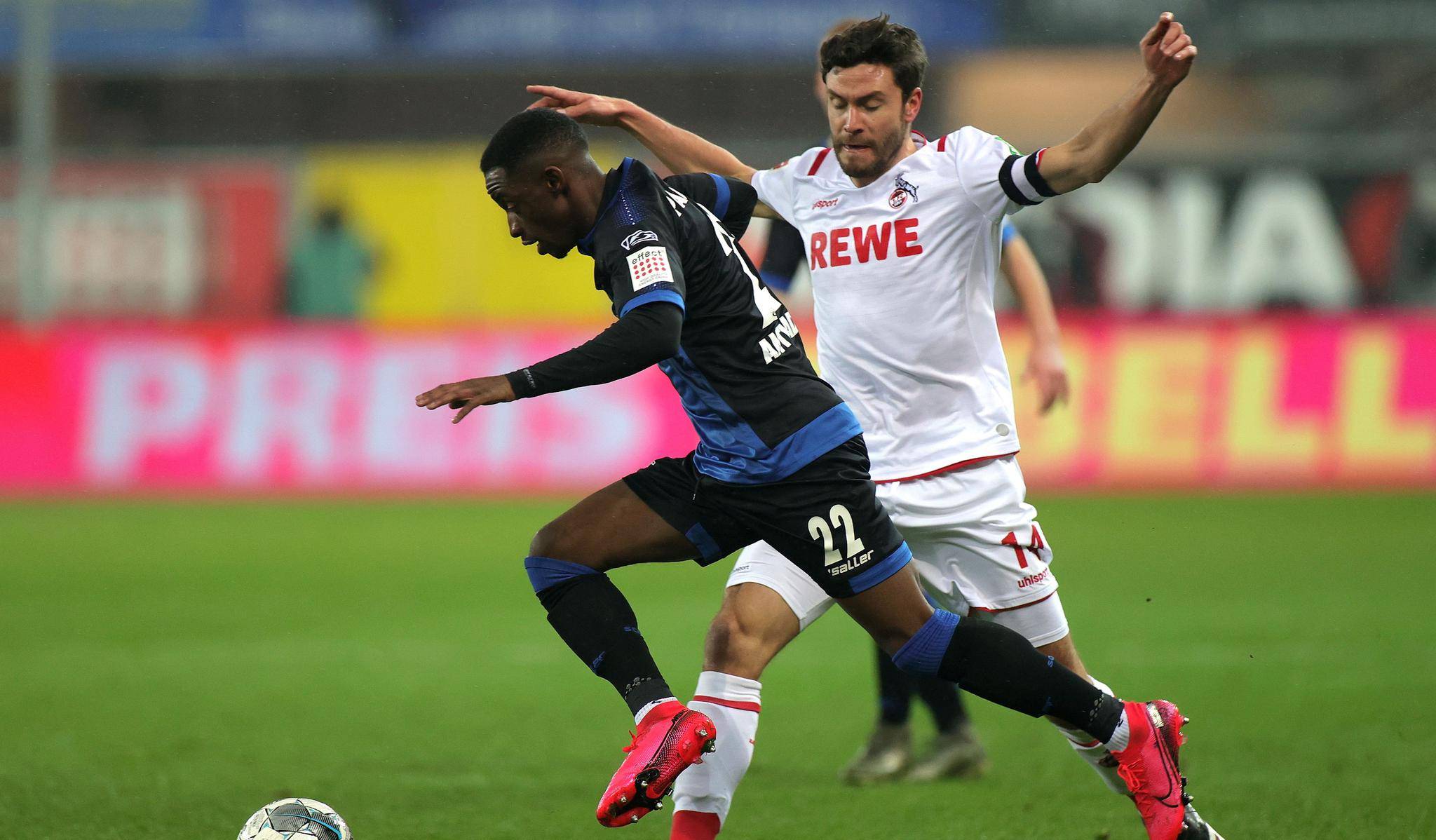 开云体育官网入口-柏林赫塔队闯过重重困难，成功夺冠