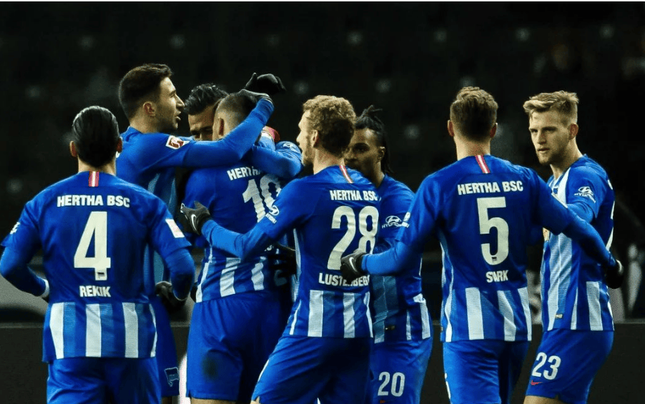 关于沙尔克客场落败,保级前景岌岌可危的信息 关于沙尔克客场落败,保级前景岌岌可危的信息