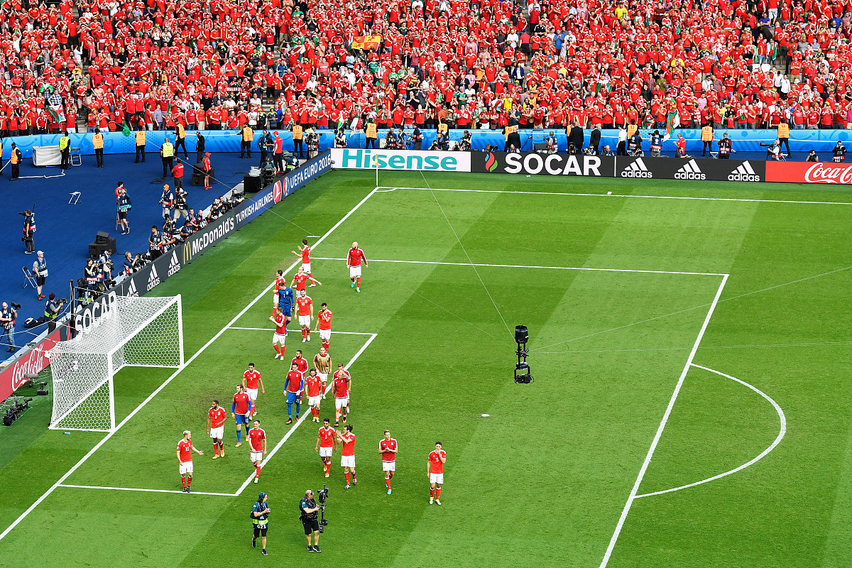 西班牙队在国际比赛中夺得胜利！