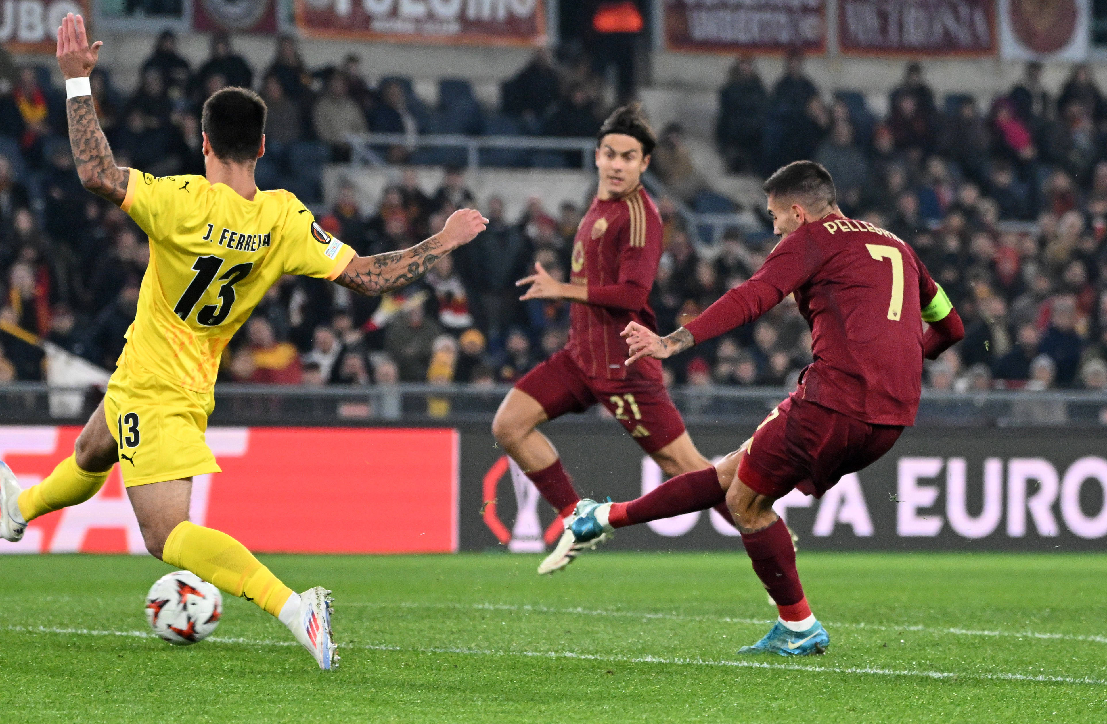 开云体育网页版登录入口-罗马一位球员在比赛中创造了精彩进球