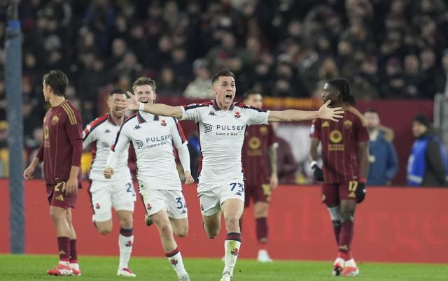 罗马一位球员在比赛中创造了精彩进球 罗马一位球员在比赛中创造了精彩进球