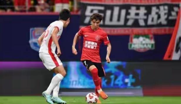 开云体育中国官网-包含上海绿地申花主场围剿长春亚泰，积分再增的词条