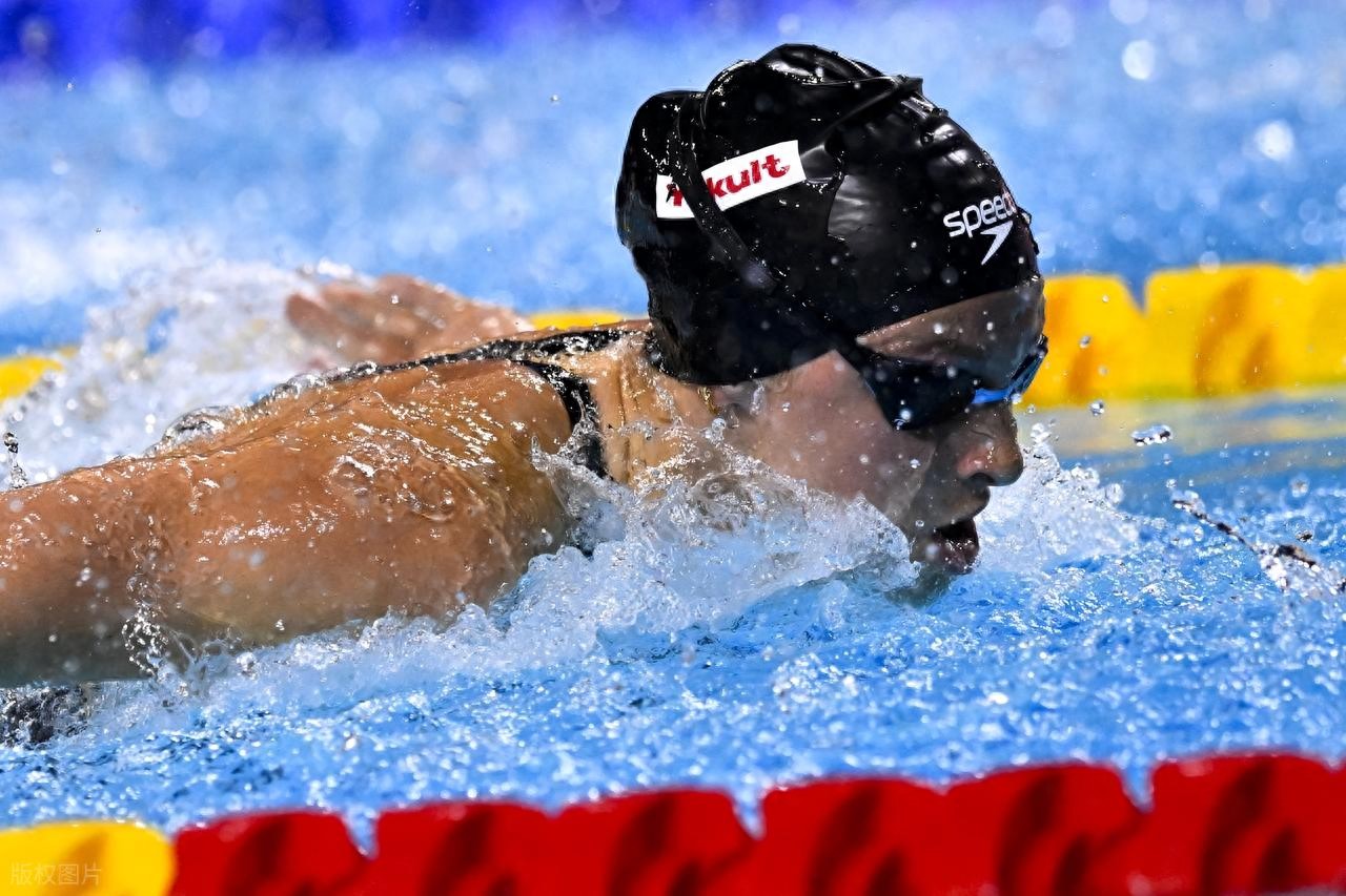 游泳选手发挥失常，遗憾失利