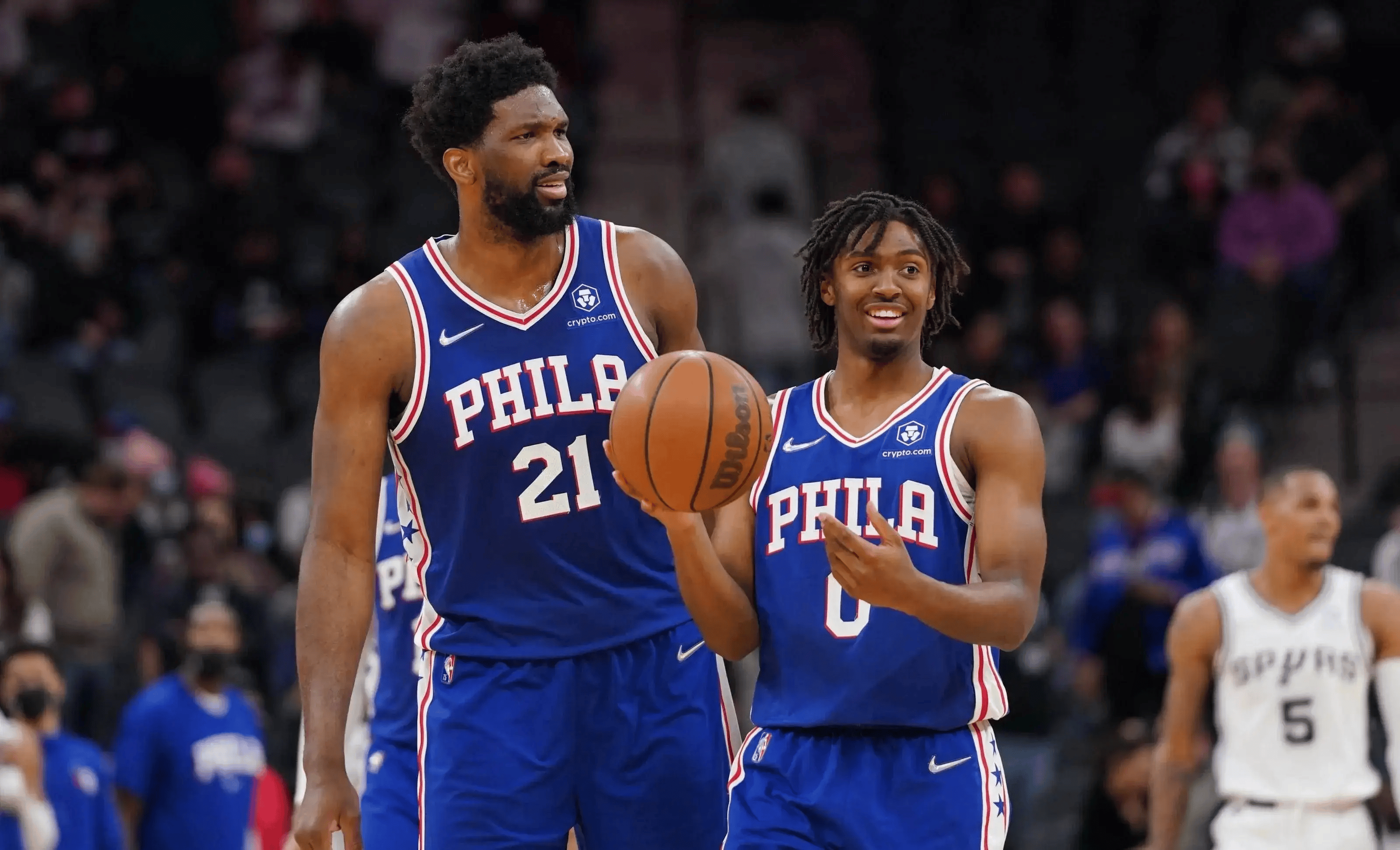 76人大胜湖人，恩比德狂砍55分